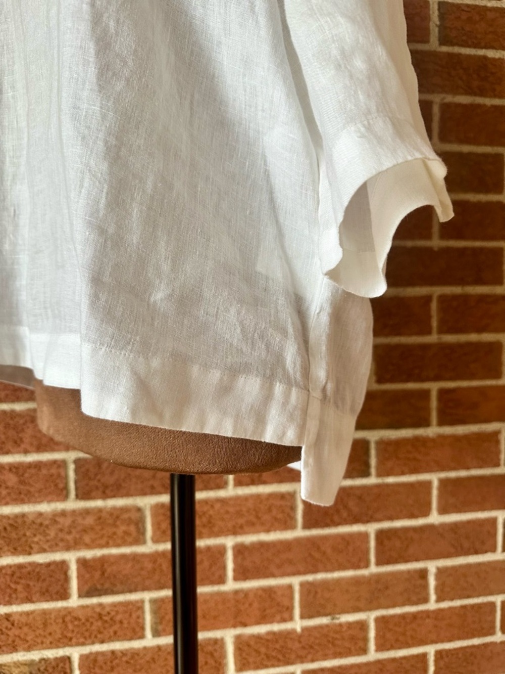 Malvin Germany Linen Tunic Top White, Size M - Picture 7 of 8